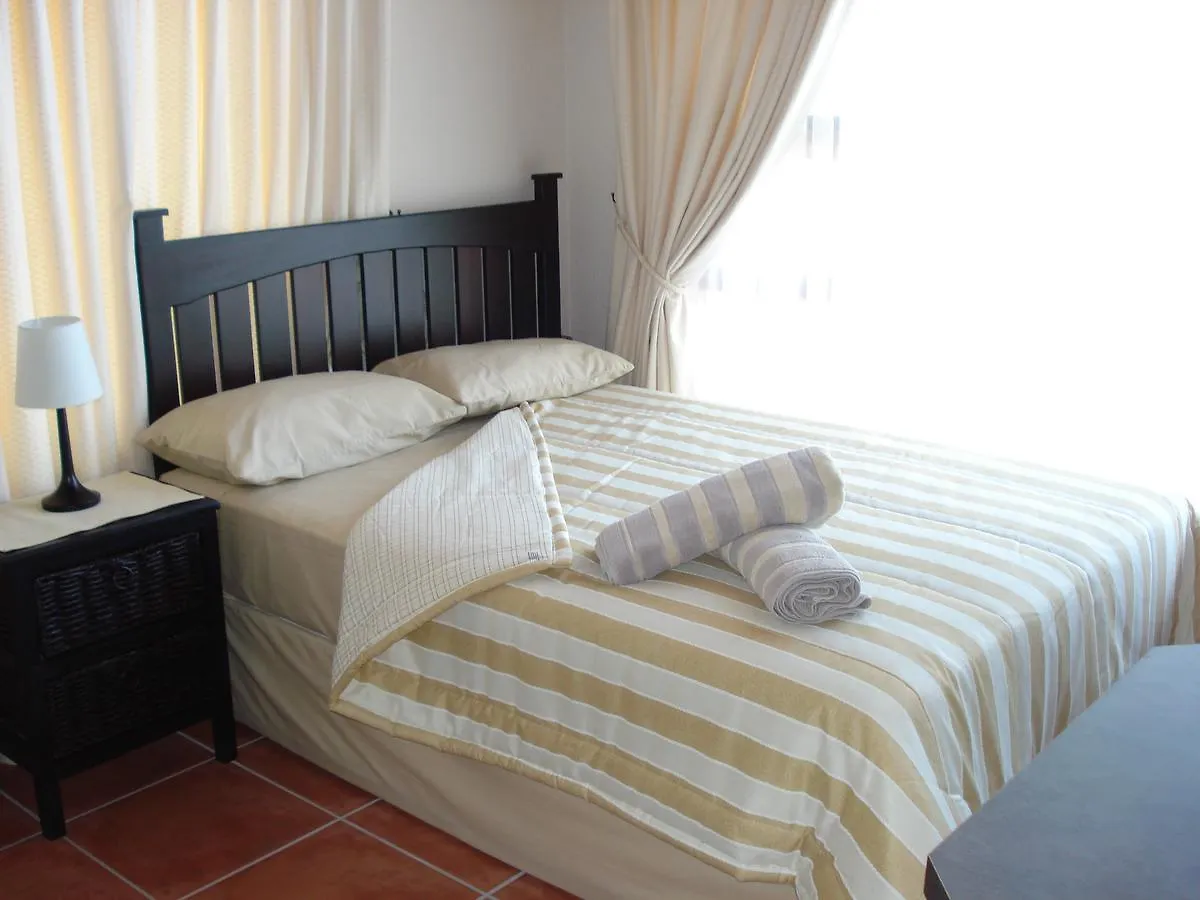 Appartamento N-One Self Catering Goodwood