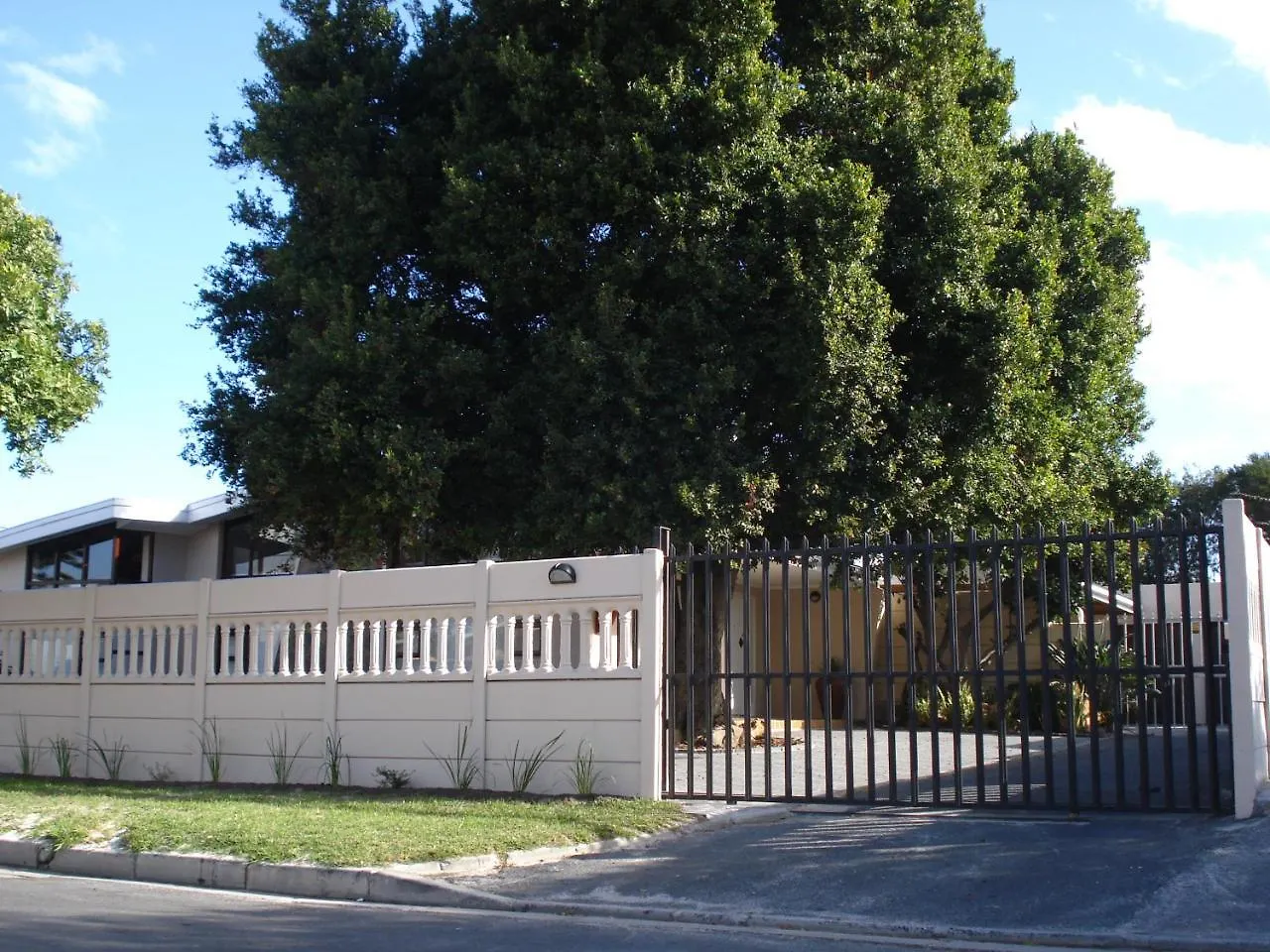 Appartamento N-One Self Catering Goodwood