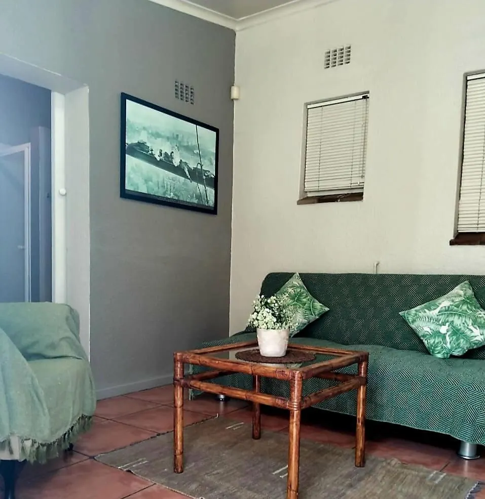 N-One Self Catering Daire Goodwood Güney Afrika